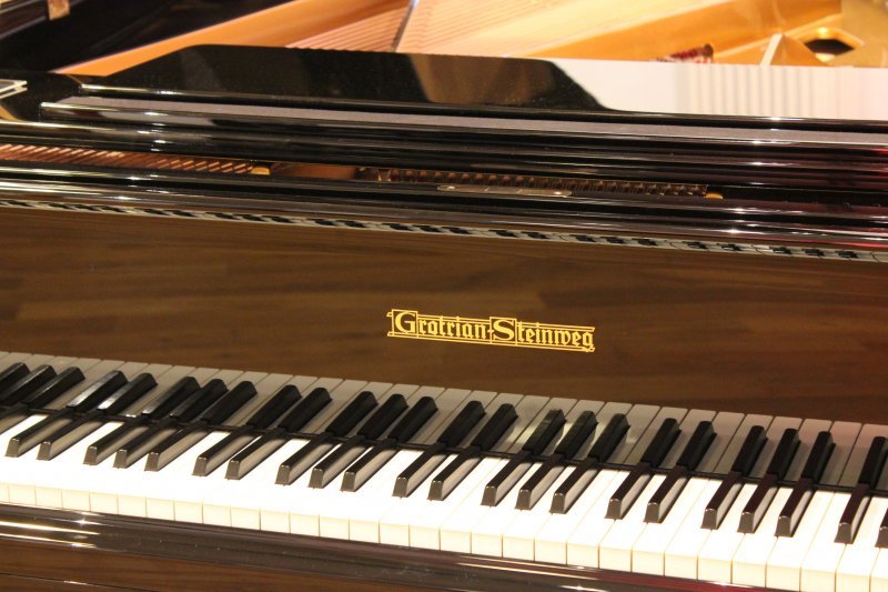 GROTRIAN STEINWEG 185 Flügel Bj. 1974 -verkauft-